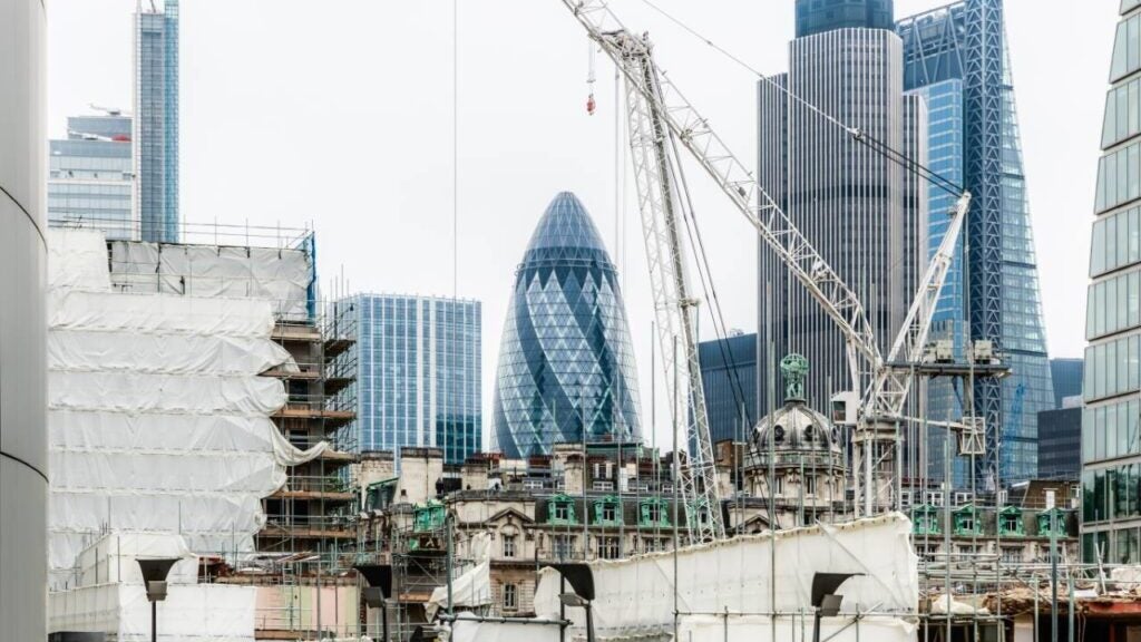 London holds off Covid-19 threat to remain FDI real estate hotspot