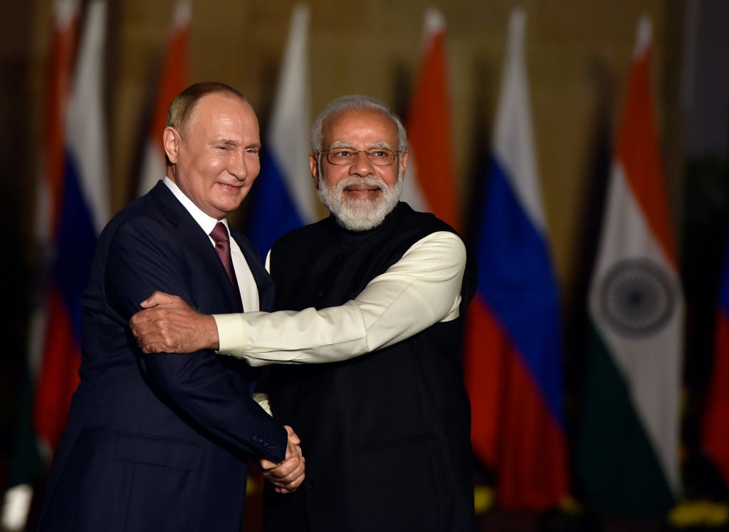 https://www.investmentmonitor.ai/wp-content/uploads/sites/7/2022/03/russian-indian-alliance.jpg