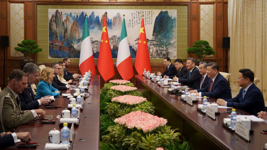 L’Italia ricostruisce i legami con la Cina dopo l’uscita dalla BRI